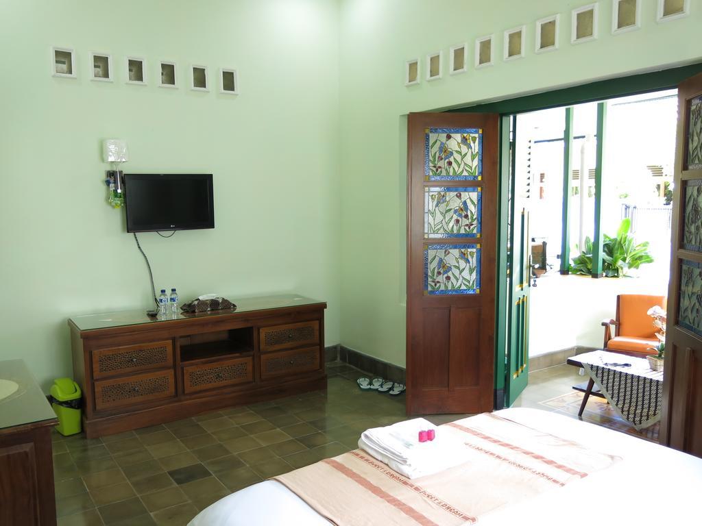 Pamularsih Homestay Yogyakarta Exterior foto